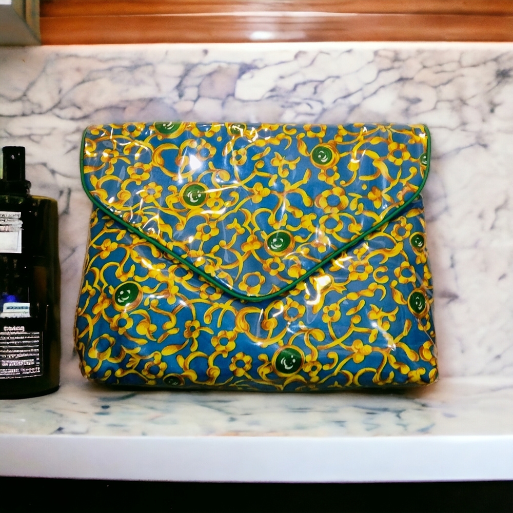 OSCAR DE LA RENTA | ✨ Waterproof Makeup Bag | NWOT ✨